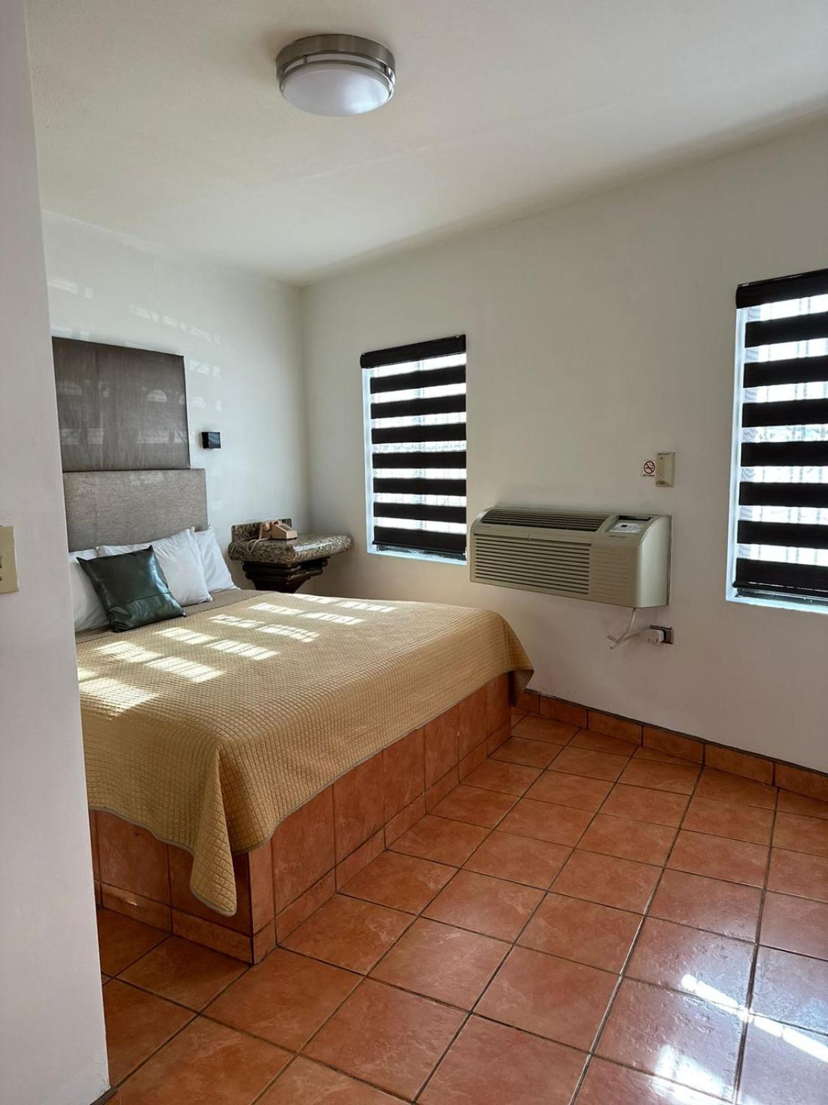Hotel Colonial De Nogales Nogales  Exterior photo