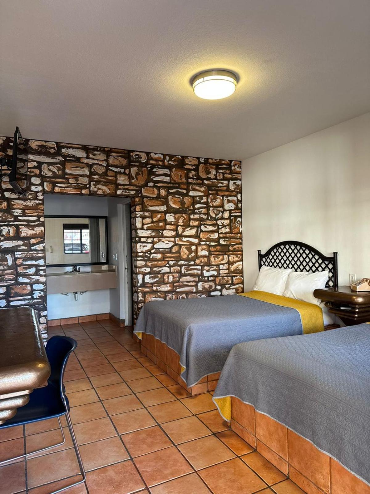 Hotel Colonial De Nogales Nogales  Exterior photo